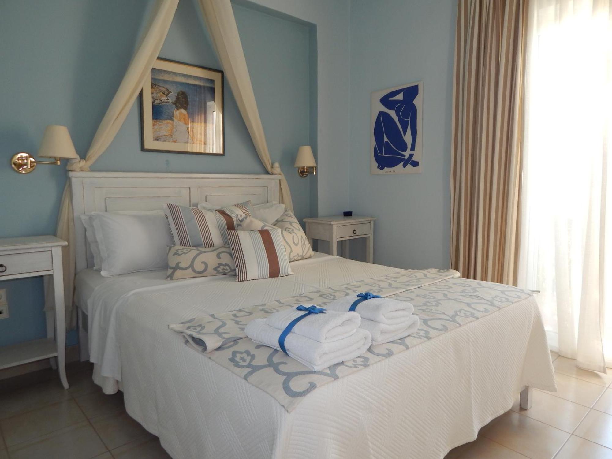 Palmina Mare Villa And Studios Paralia Vrachou Exteriör bild