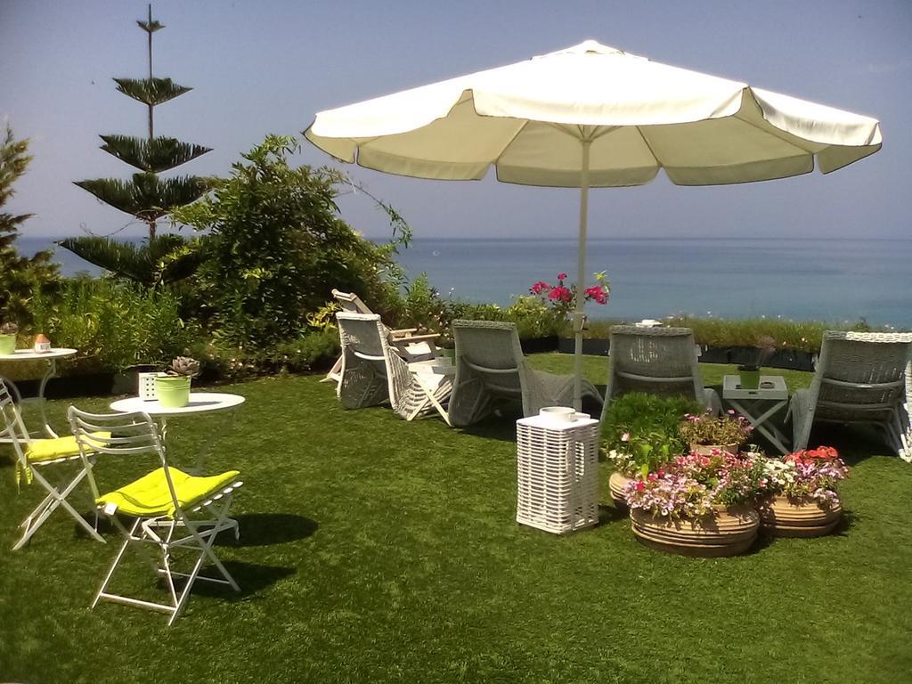 Palmina Mare Villa And Studios Paralia Vrachou Rum bild
