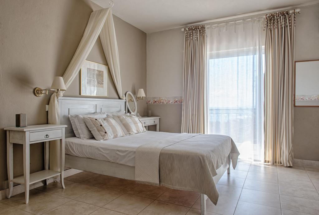 Palmina Mare Villa And Studios Paralia Vrachou Exteriör bild
